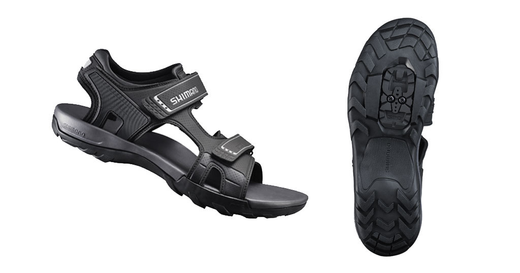 las sandalias Shimano SD5 da la opción de pedalear con seguridad, a pesar de llevar el pie al descubierto