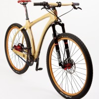 DURT Bike, la bici de madera que compite Connor_durt