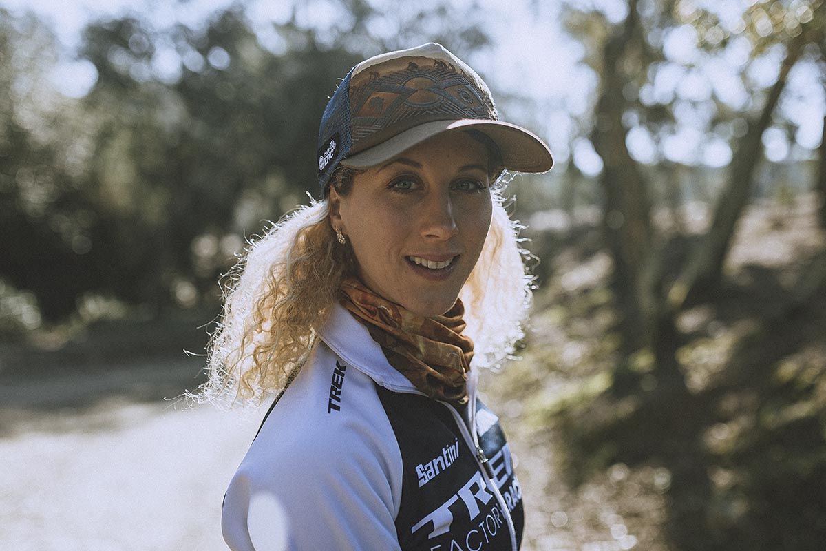 Jolanda Neff con la colección BUFF Absa Cape Epic