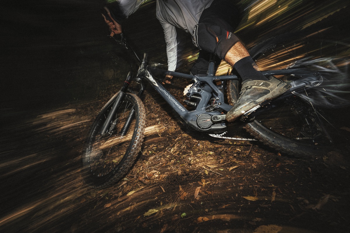 Nuevas Mondraker Zendit R y S: ‘mix’ de carbono y aluminio, más asequible, y con sistema Avinox M2S
