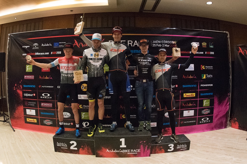 Tiago Ferreira y Hildegunn G. Hovdenak vencedores pasados por agua de la Andalucía Bike Race presented by Shimano