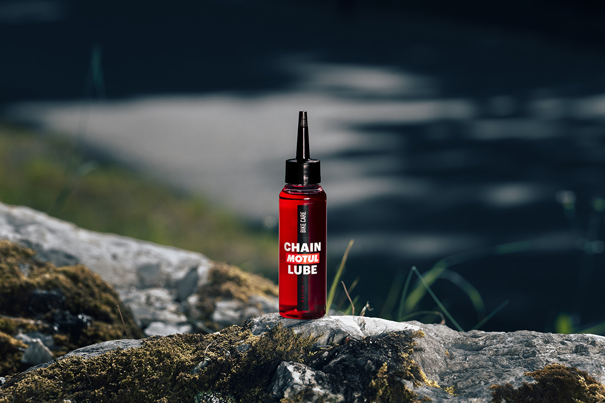 Nuevo Motul Racing Chain Lube: lubricante de alta competición que ahorra hasta 1,45 W