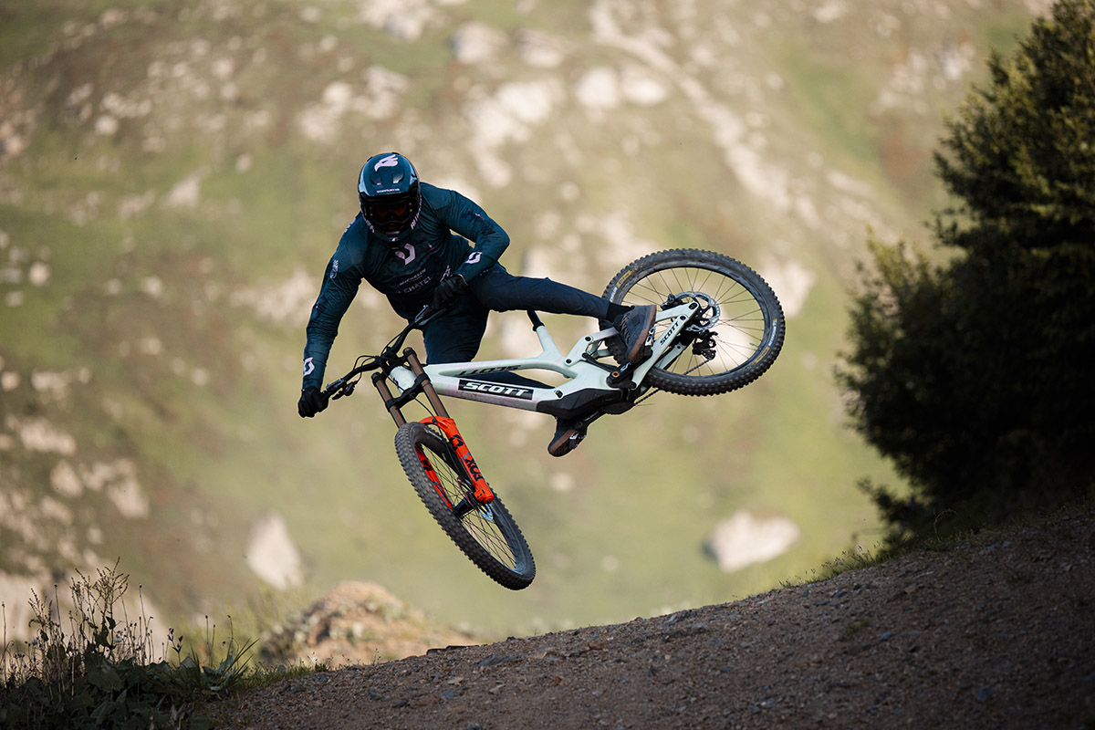 ¡Con 6-bar y amortiguador integrado en DH! Nueva SCOTT Gambler