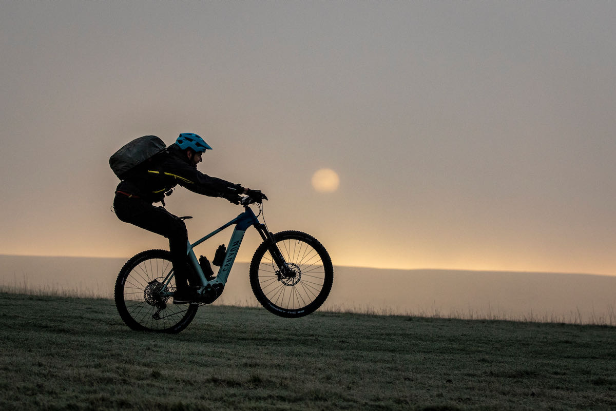 Canyon busca un embajador/a para sus e-bikes