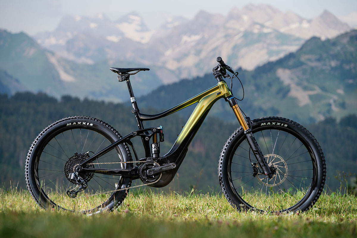 Nueva Giant Reign e+