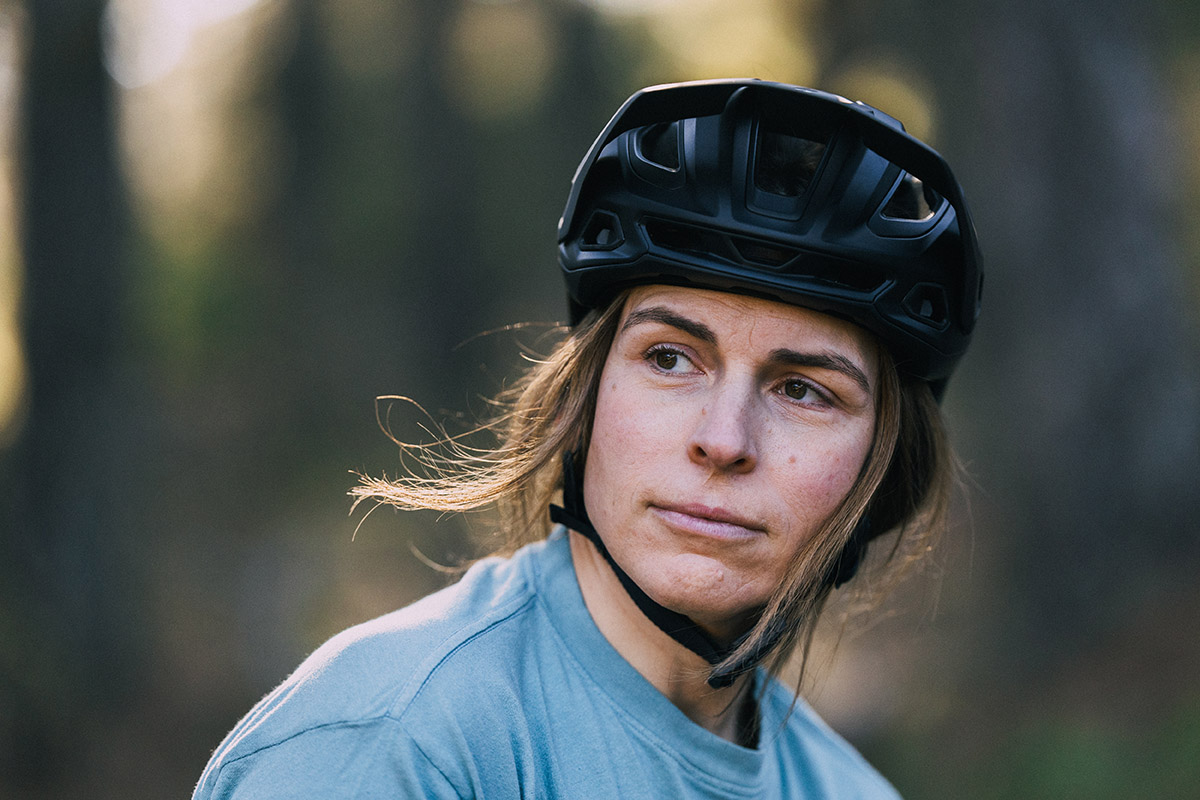 Nuevo casco Specialized Ambush 3 y neumáticos Butcher y Eliminator Grid Gravity Radial