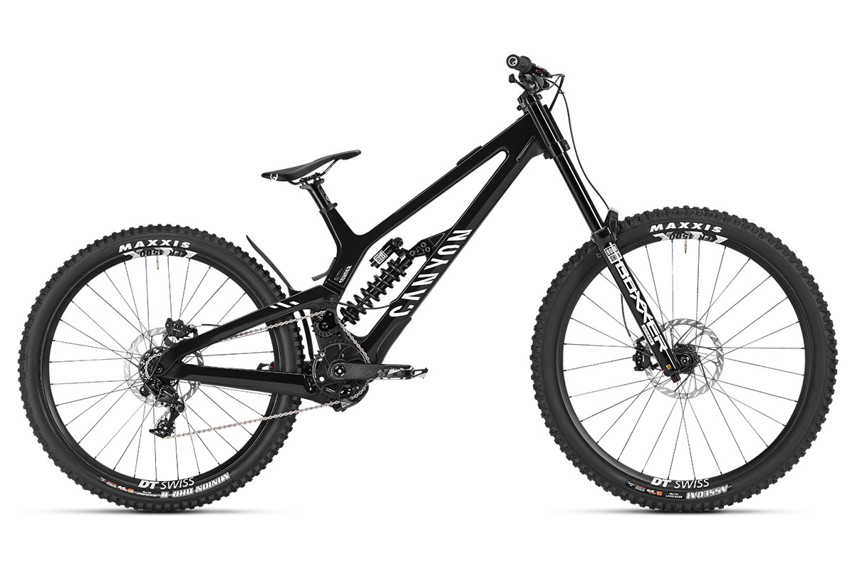 Nueva Canyon Sender CFR: carbono, mullet, sistema High Pivot y 200 mm