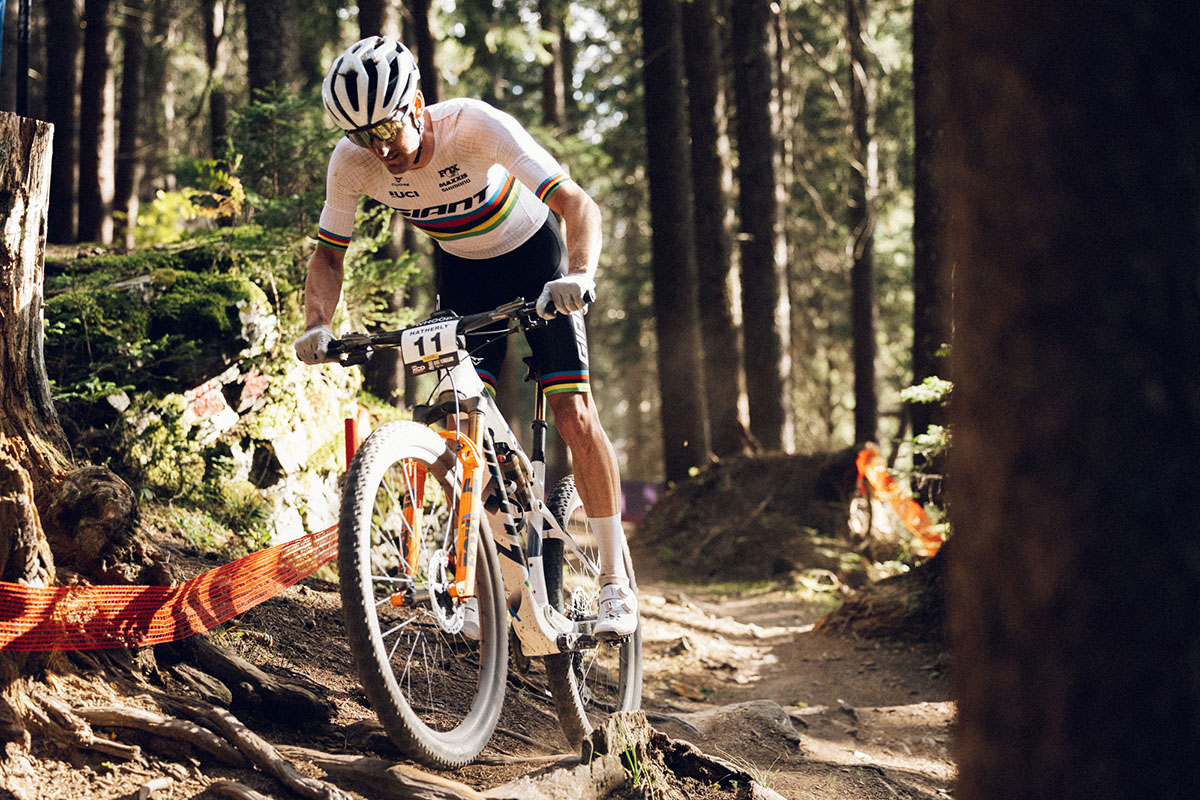 ¡Más ligera, eficaz y ya Campeona del Mundo! nueva Giant Anthem Advanced SL