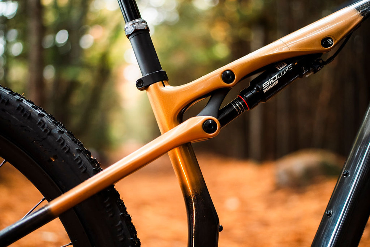 Nueva Liv Pique Advanced SL: la bici de XC más ligera y rápida para mujer