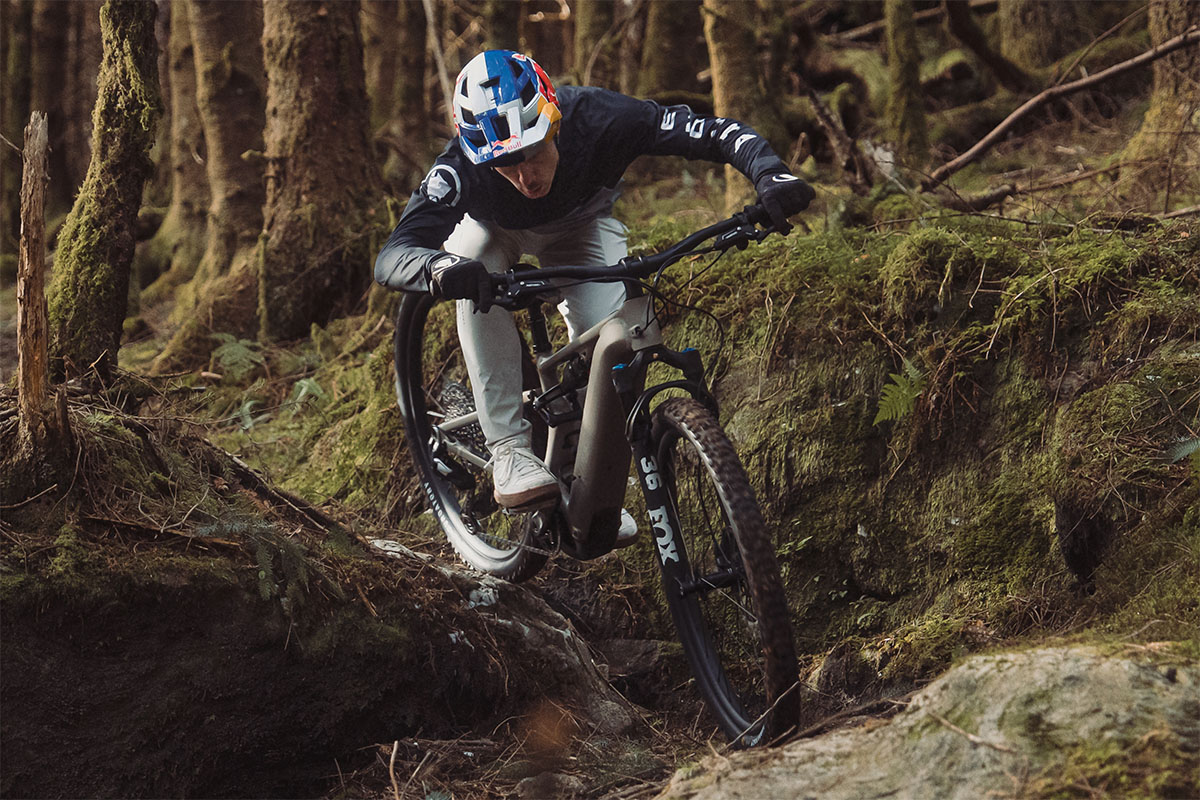 Llega la versión de aluminio de la Levo R: nueva Specialized Levo R Comp Alloy