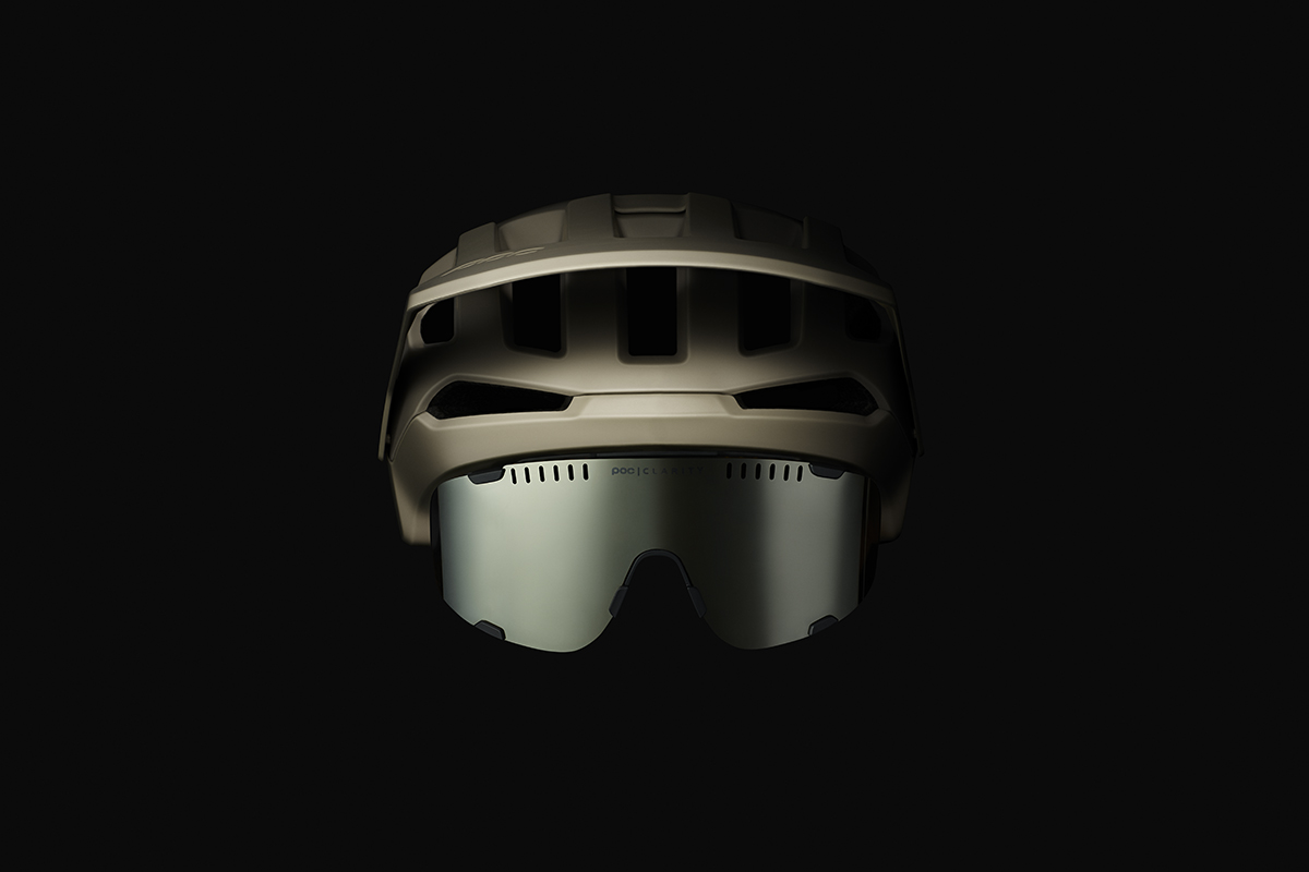 Nuevo casco POC Kortal Race Mips y gafas Devour Clarity