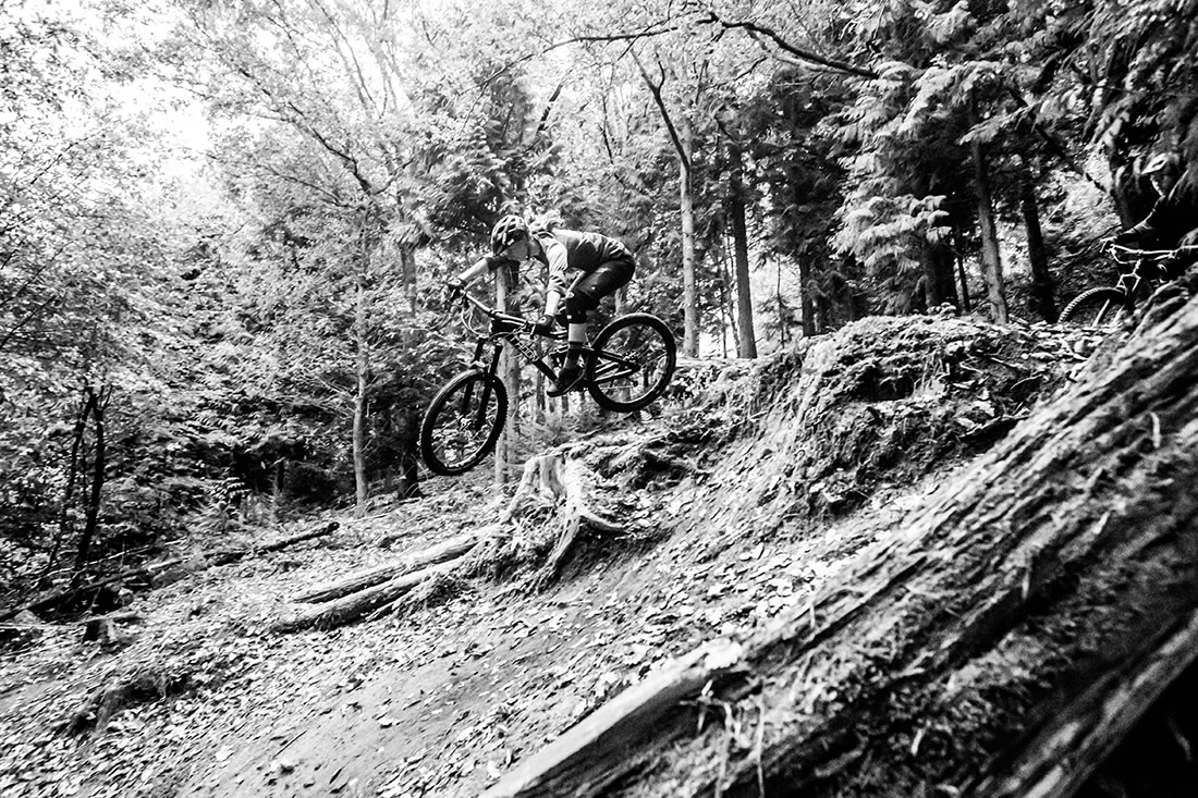 Nueva Radon JAB, una Enduro súper ligera con cuadro de carbono