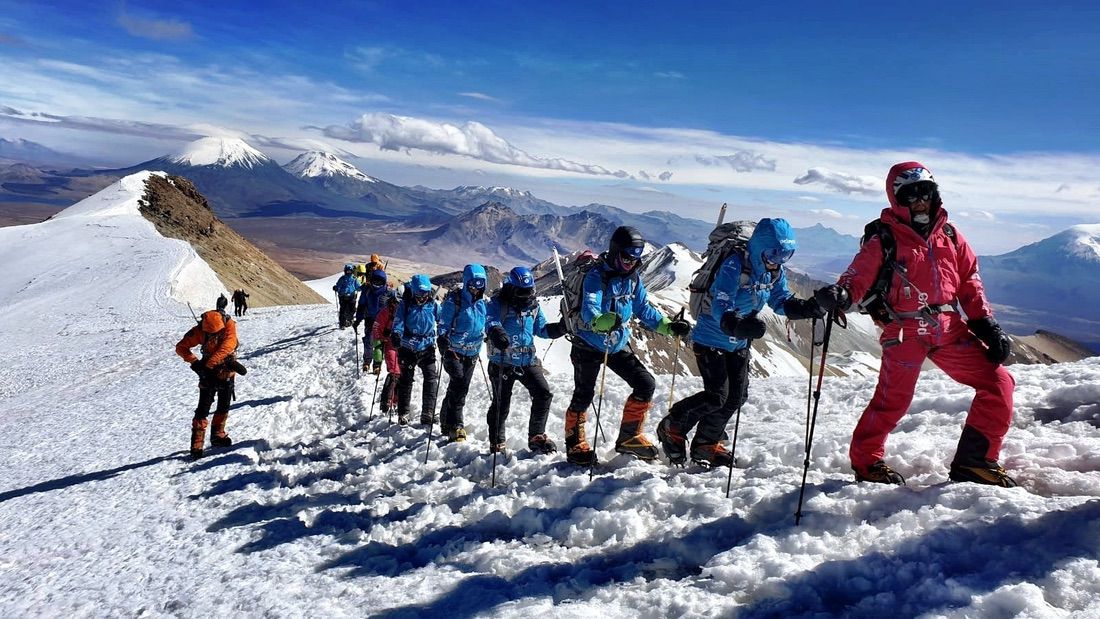 Reto Pelayo Vida 2019 escalando el Nevado Sajama