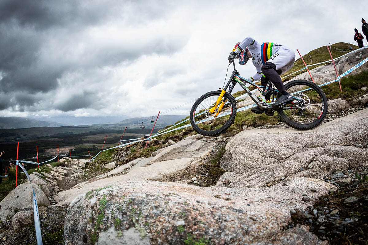 Specialized presenta la Demo 2021 con ruedas 29/27,5” y geometría variable