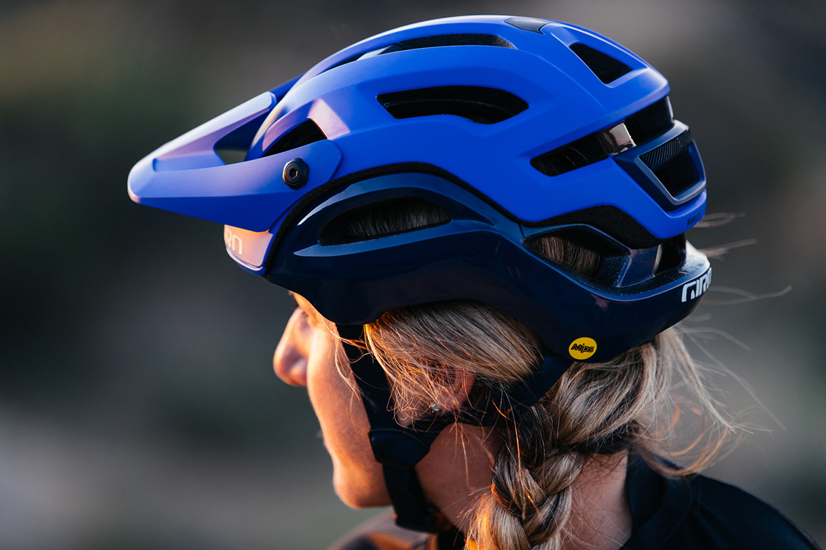 Giro Manifest, el nuevo casco de Trail con tecnologías Spherical y Mips