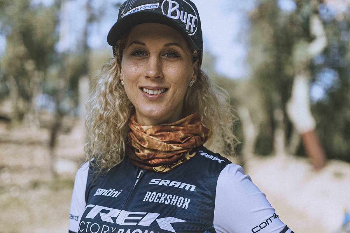 “Jolandaland” Jolanda Neff y BUFF