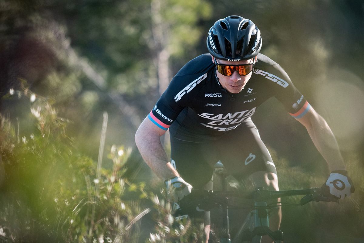 Maxime Marotte corre con los cascos de MET