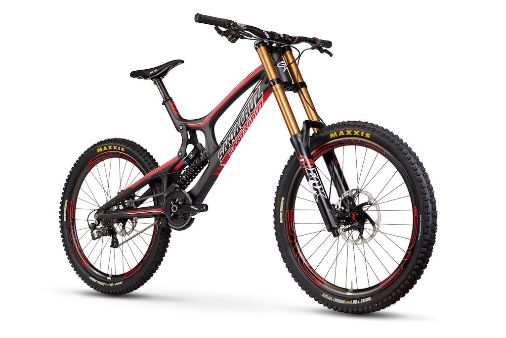Santa Cruz Nomad 4 y Juliana Strega Super Enduro MTB Pro