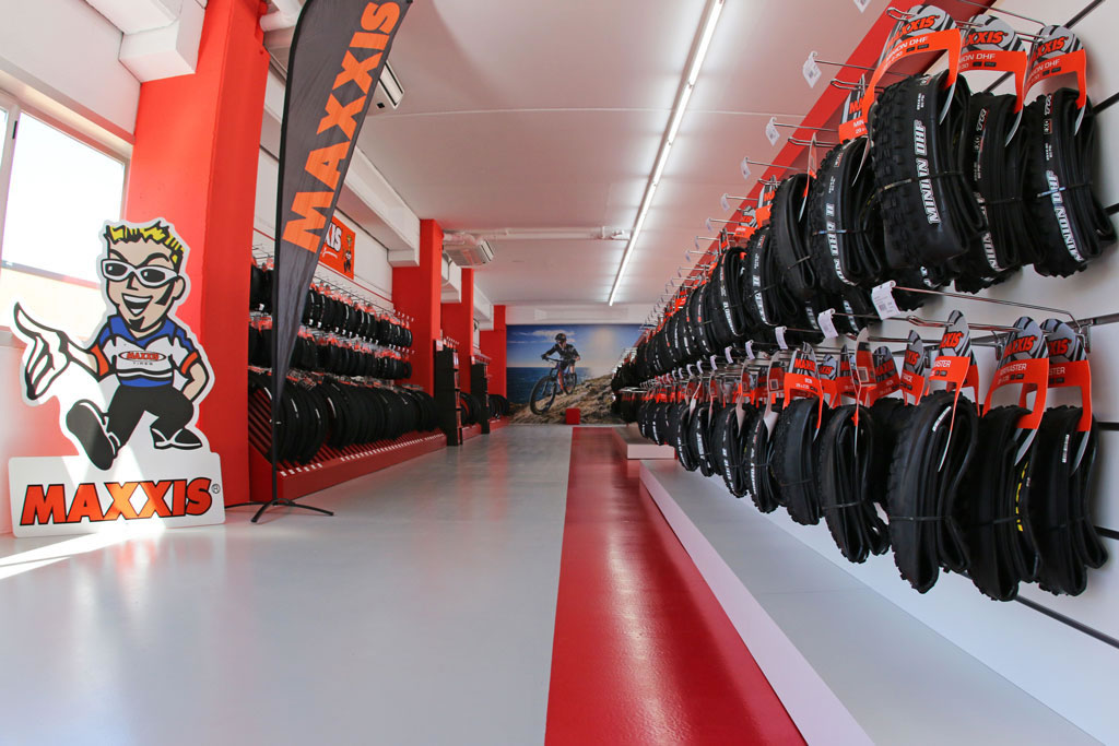 MSC Bikes Store, 920 m2 de MTB y mucho más