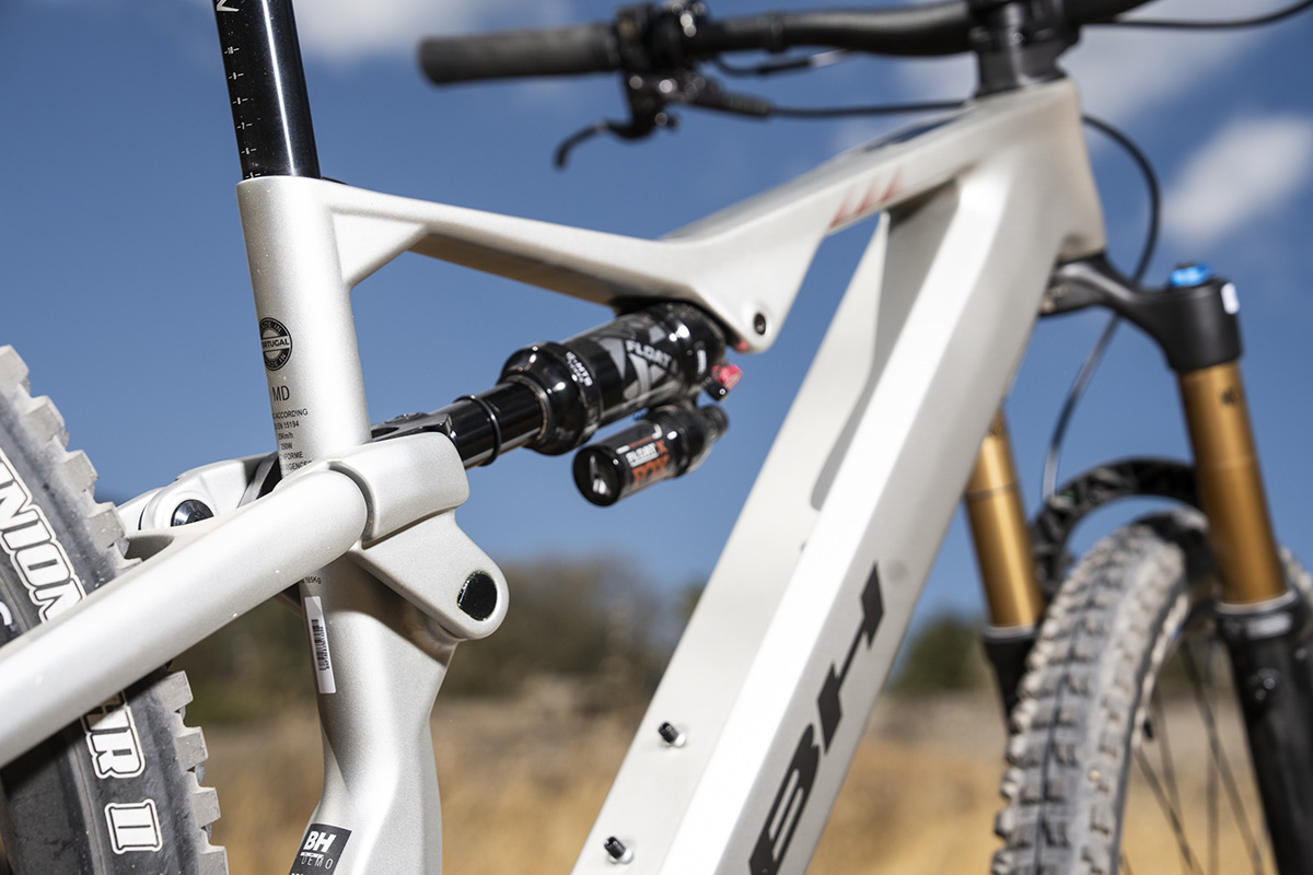Rutás más largas y poderosas entre el trail y el enduro con la BH iLynx+ NX Trail 8.8