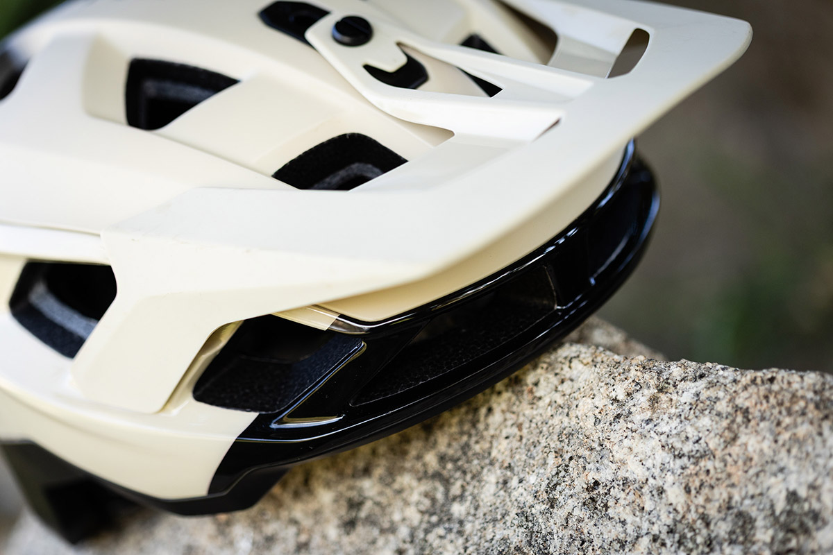 Máxima protección, mejor ajuste y más ligero; probamos el casco Fox Speedframe Pro Mips