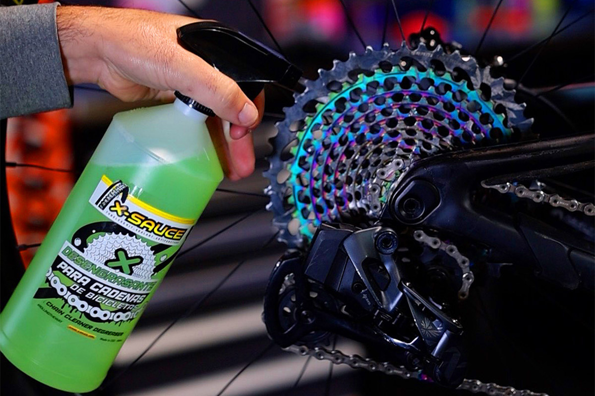 Limpia tu transmisión de barro; la guía definitiva para no dañar los componentes