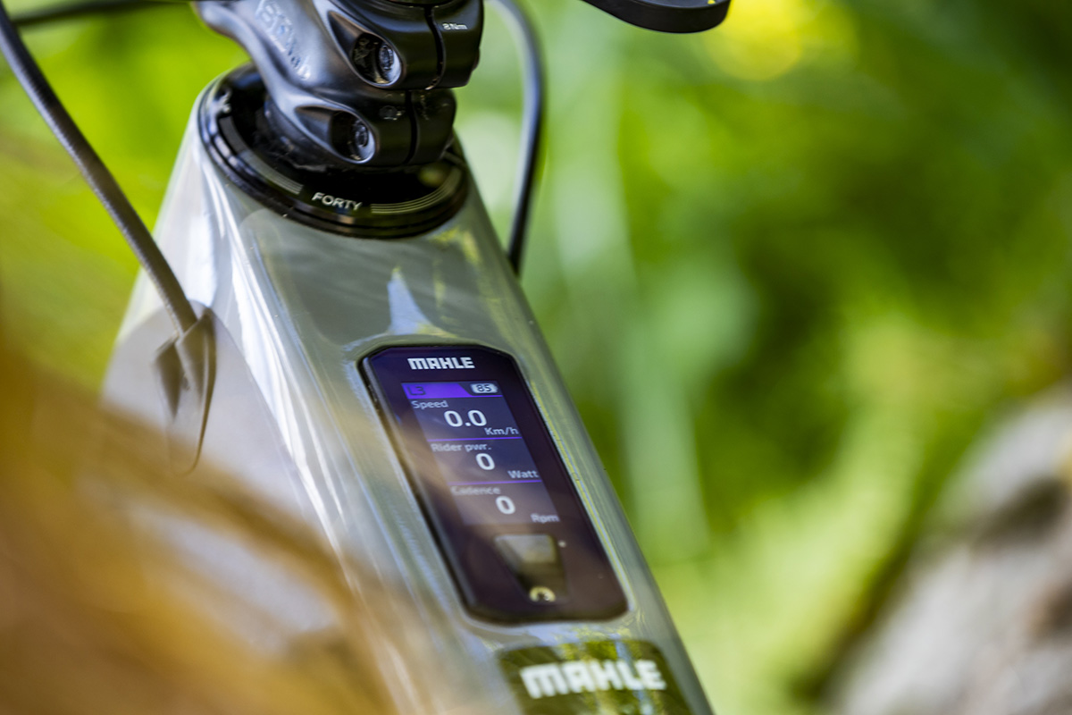 Primeras Pedaladas con el nuevo Mahle M40: con 850 W, 105 Nm y 400% de asistencia