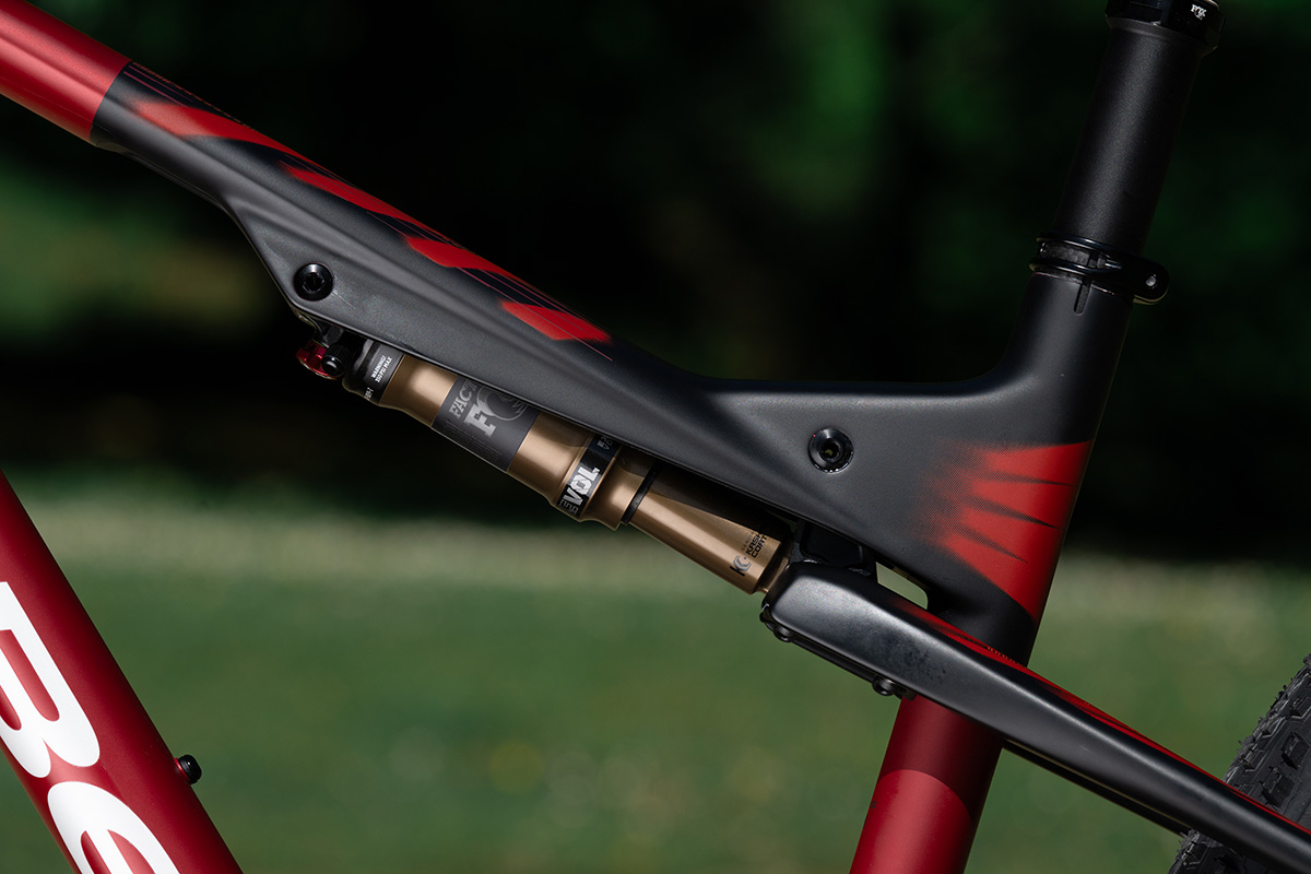 Primeras Pedaladas con la nueva Orbea Oiz ¡ADN de Copa del Mundo!