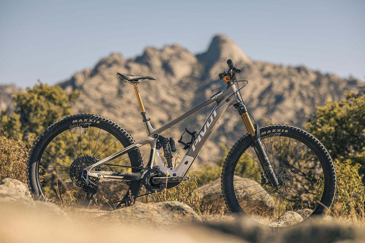 ¡Te olvidarás de los Nm! Probamos la Pivot Shuttle SL AM PRO