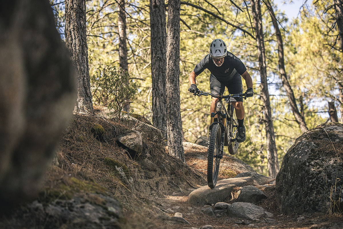 ¡Te olvidarás de los Nm! Probamos la Pivot Shuttle SL AM PRO