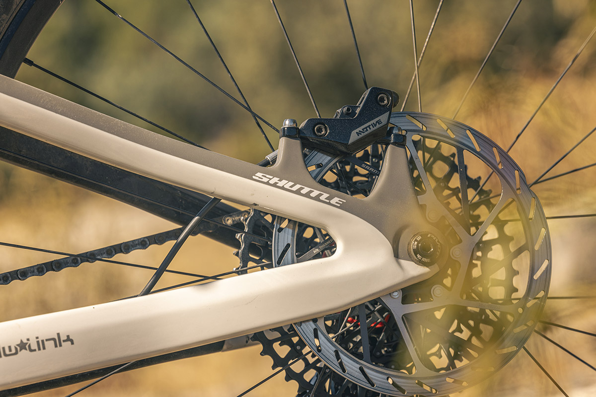 SRAM Motive en la Pivot Shuttle SL AM Pro