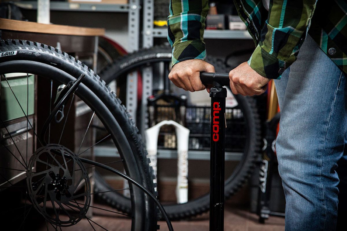 ¿Qué presión hay que llevar en los neumáticos de MTB? ¿Qué presión hay que llevar en los neumáticos de MTB?