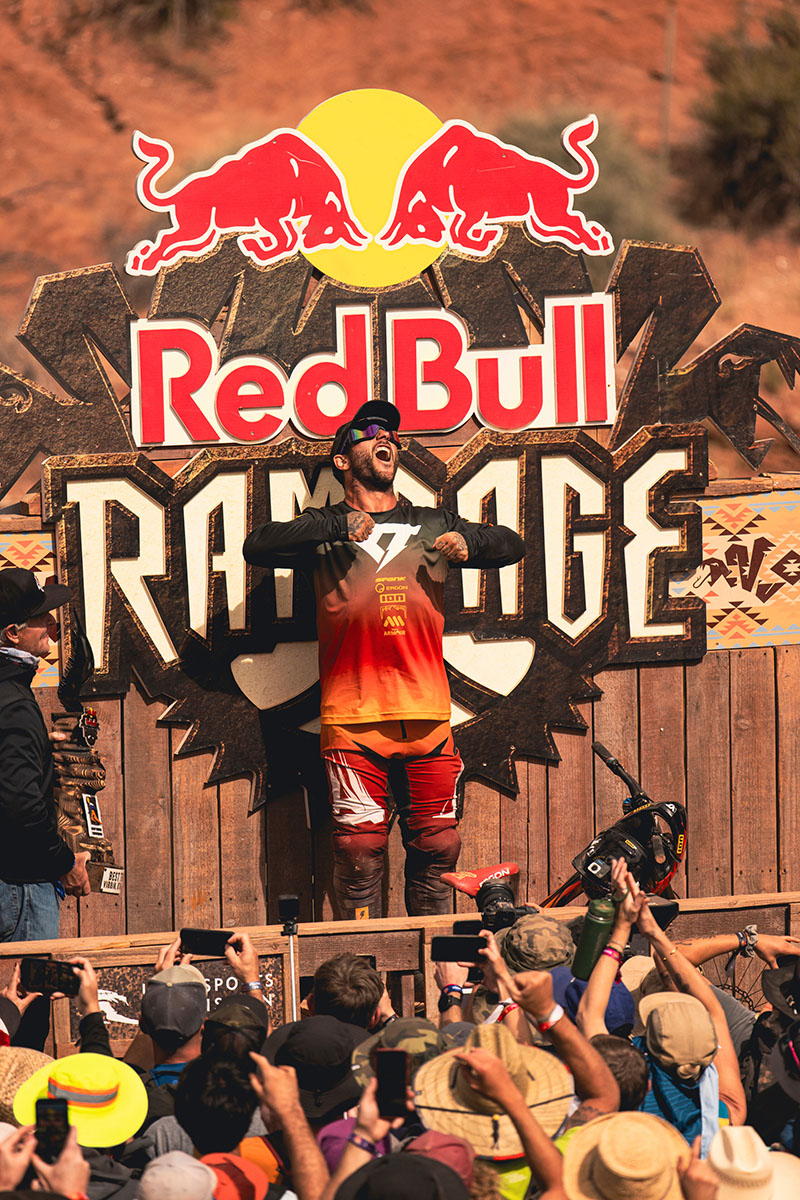 Los saltos más impresionantes de Bienvenido Aguado en el Red Bull Rampage 2023 (fotos y vídeos)