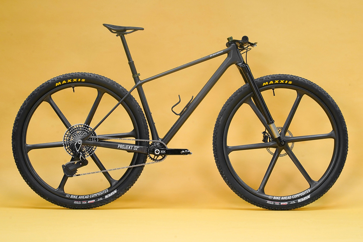 La UCI no aprueba las ruedas de 32", sino que no las prohíbe