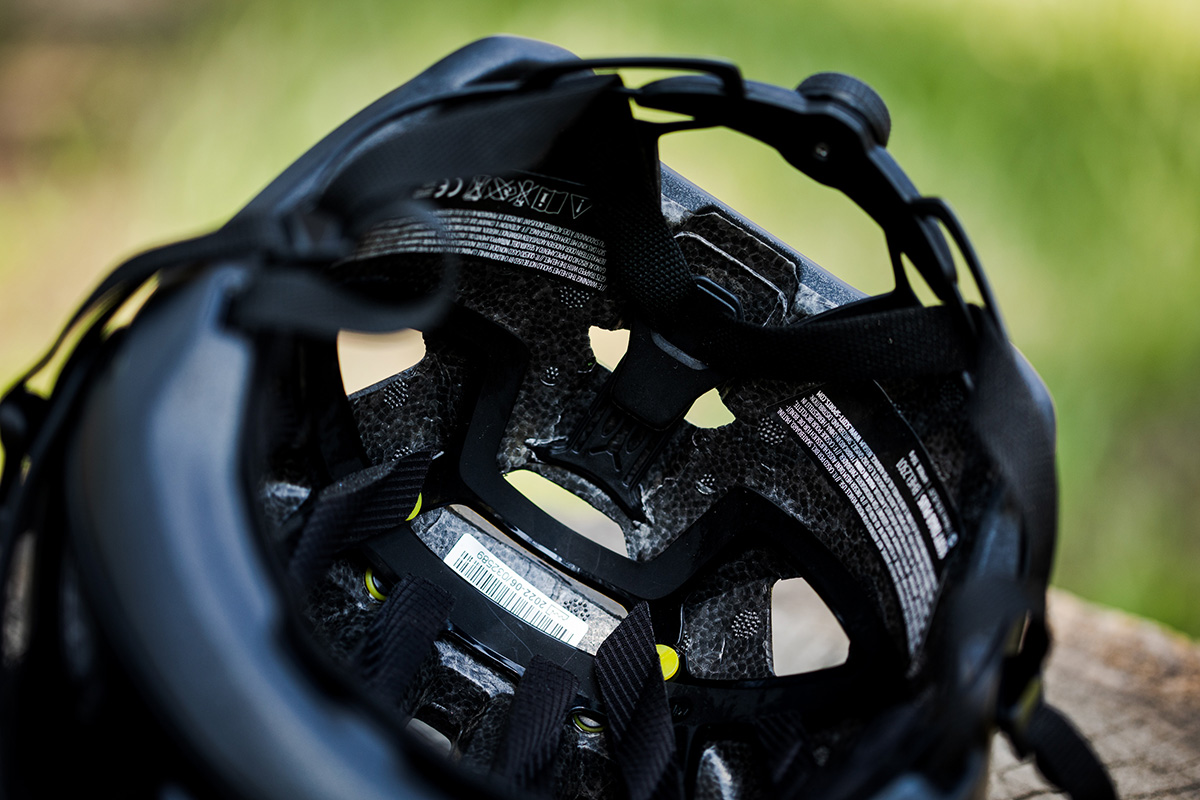 Probamos el casco Scott Tago Plus, protección para trail y e-bikes