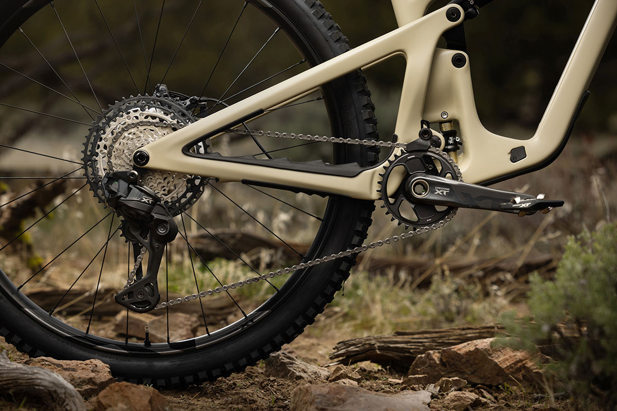 La tecnología electrónica e inalámbrica Di2 llega al Deore XT y al Deore La tecnología electrónica e inalámbrica Di2 llega al Deore XT y al Deore
