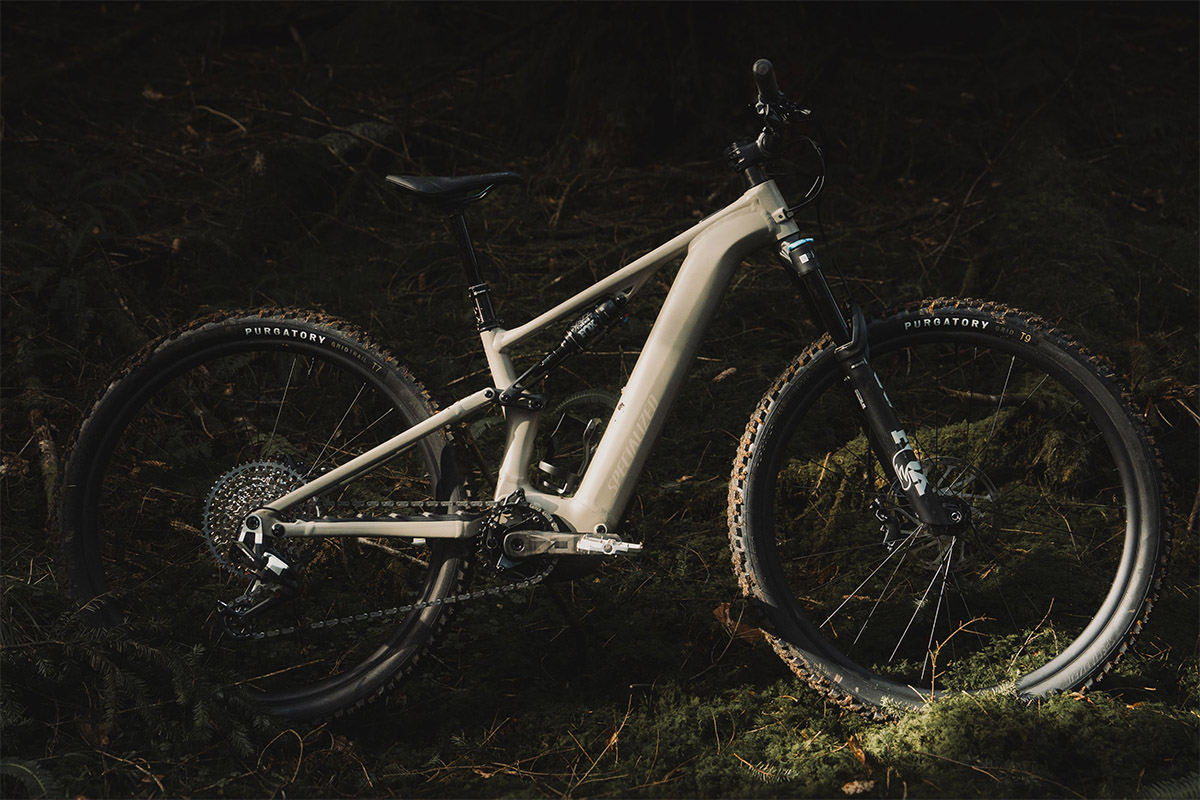 Llega la versión de aluminio de la Levo R: nueva Specialized Levo R Comp Alloy