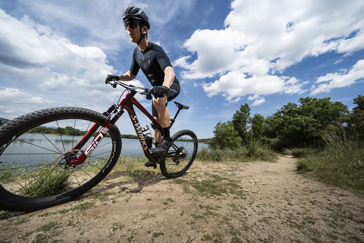 Sólo para carreras. Probamos la S-Works Epic 9 de Specialized
