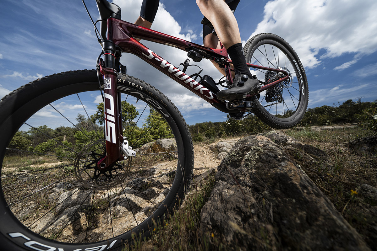 Sólo para carreras. Probamos la S-Works Epic 9 de Specialized