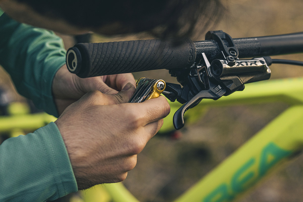 Transmisión, frenos, ruedas... probamos a fondo el nuevo XTR M9200 Di2