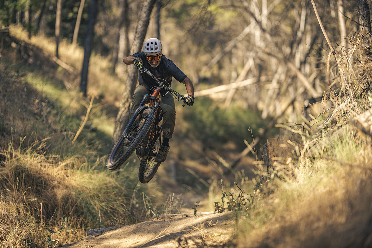 Probamos la Trek Rail+ 9.8 GX AXS Gen 5: lógica, diversión y rendimiento en una sola bici