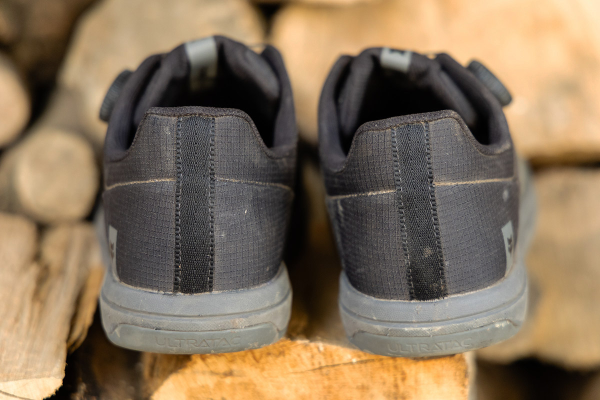 Robustas y rígidas por fuera, muy cómodas por dentro; probamos las zapatillas Fox Union BOA