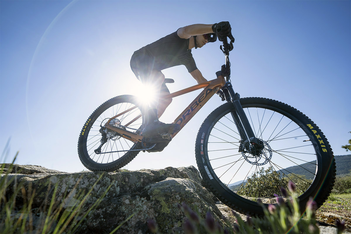 Primeras pedaladas: nueva Orbea Urrun, una e-bike ligera y accesible con Shimano EP8 RS