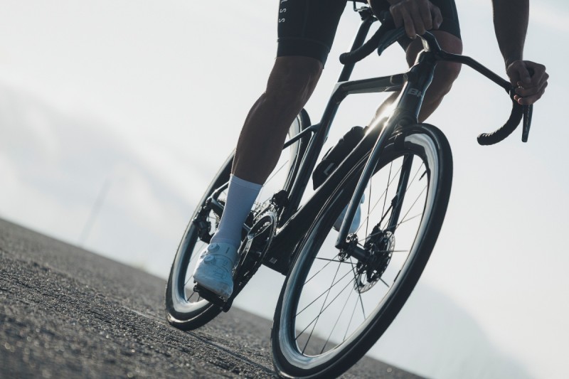 Nueva BH Ultralight 2027: cuadro ‘sub’ 700 g, más aerodinámica y paso de rueda hasta 35 mm