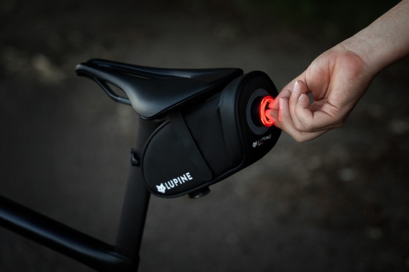 Bicimax asume la distribución de la marca de iluminación Lupine