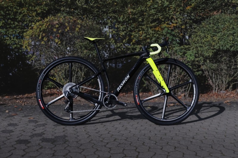 Raymon presenta un prototipo gravel en 32’’ que llegará a las tiendas en 2027