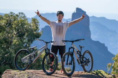 El freerider Sam Pilgrim se une a Canyon y el CLLCTV: estas son sus bicis