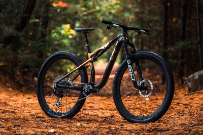 Nueva Liv Pique Advanced SL: la bici de XC más ligera y rápida para mujer