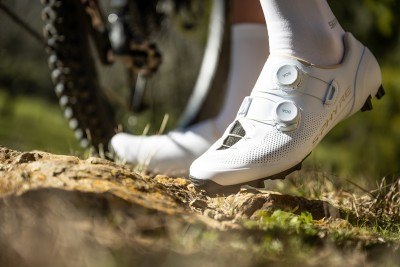 ¡Muchas novedades en XC y “gravity”! Shimano renueva sus zapatillas de MTB