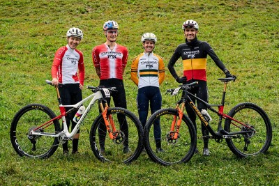 Más diseños personalizados: Orbea Oiz “Campeones Nacionales” de Jennifer Jackson y Pierre de Froidmont